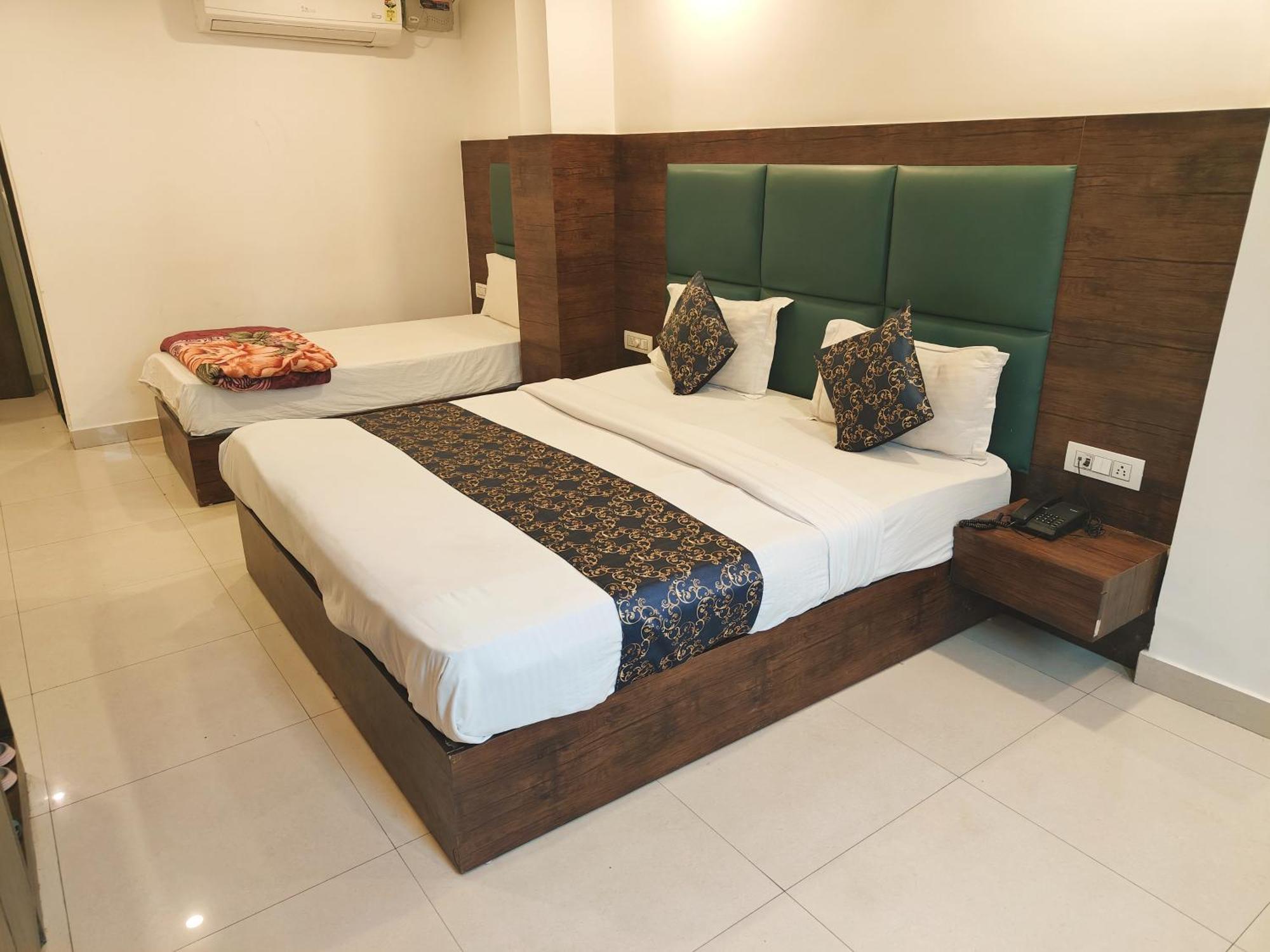 Hotel Le Mount Plaza Near Igi Airport Delhi New Delhi Buitenkant foto