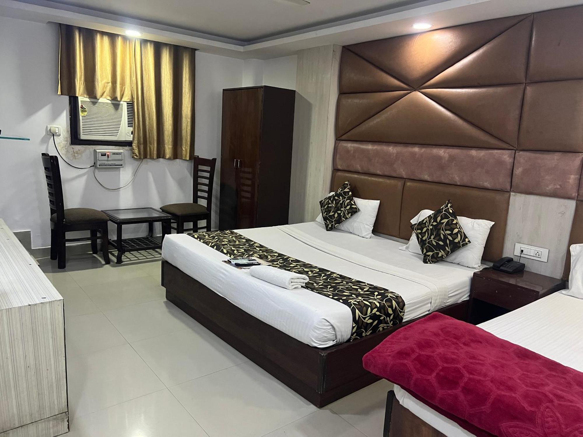 Hotel Le Mount Plaza Near Igi Airport Delhi New Delhi Buitenkant foto