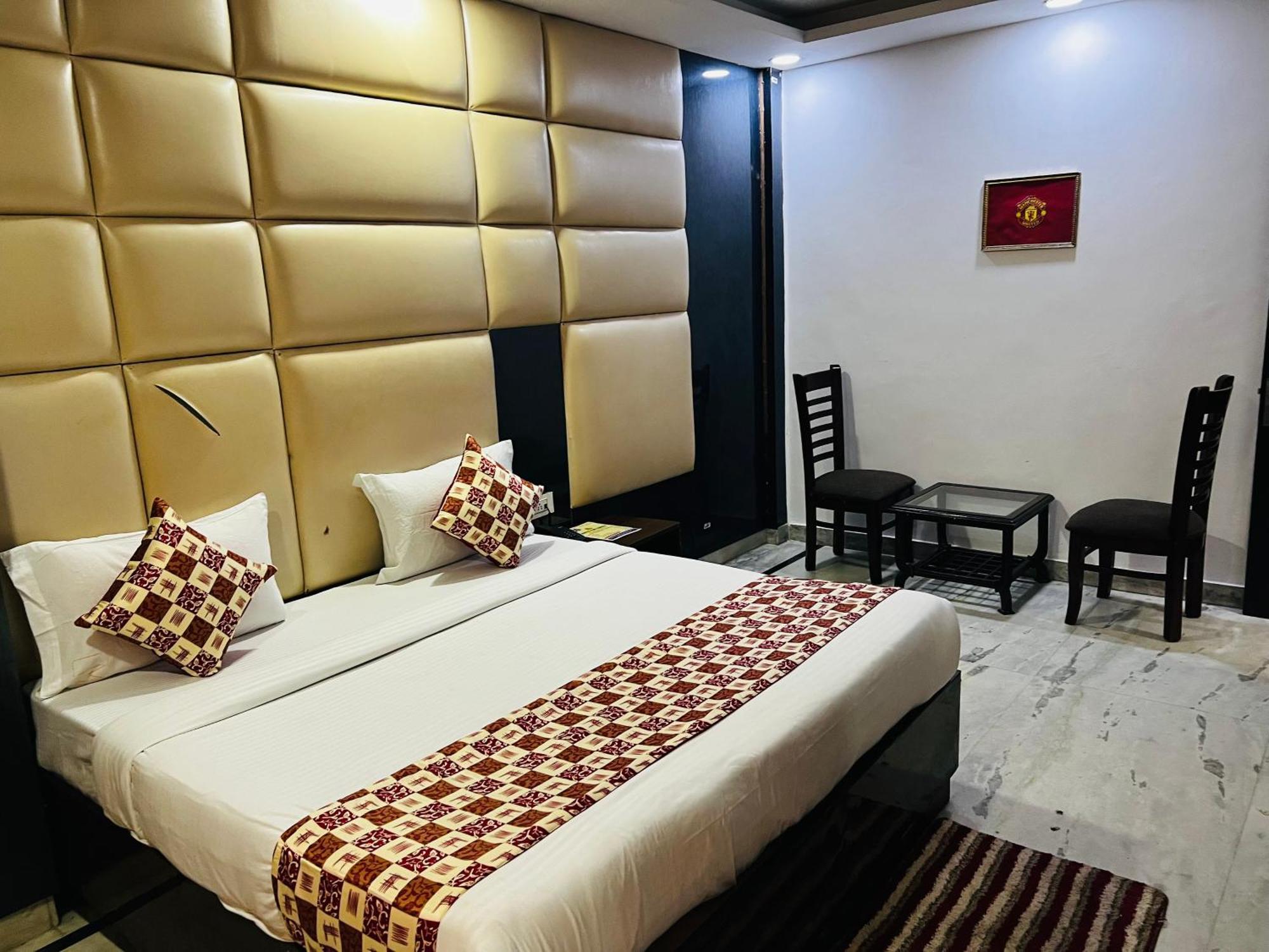 Hotel Le Mount Plaza Near Igi Airport Delhi New Delhi Buitenkant foto