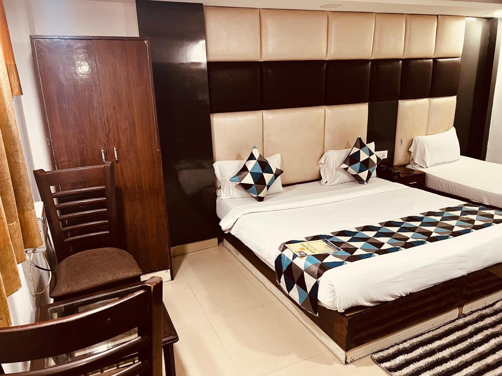 Hotel Le Mount Plaza Near Igi Airport Delhi New Delhi Buitenkant foto